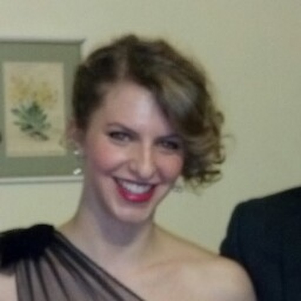 Meet your Posher, Sarina